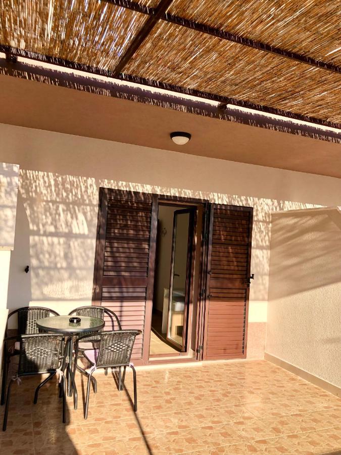 Hotel B&B Chamberlain Milna  Luaran gambar