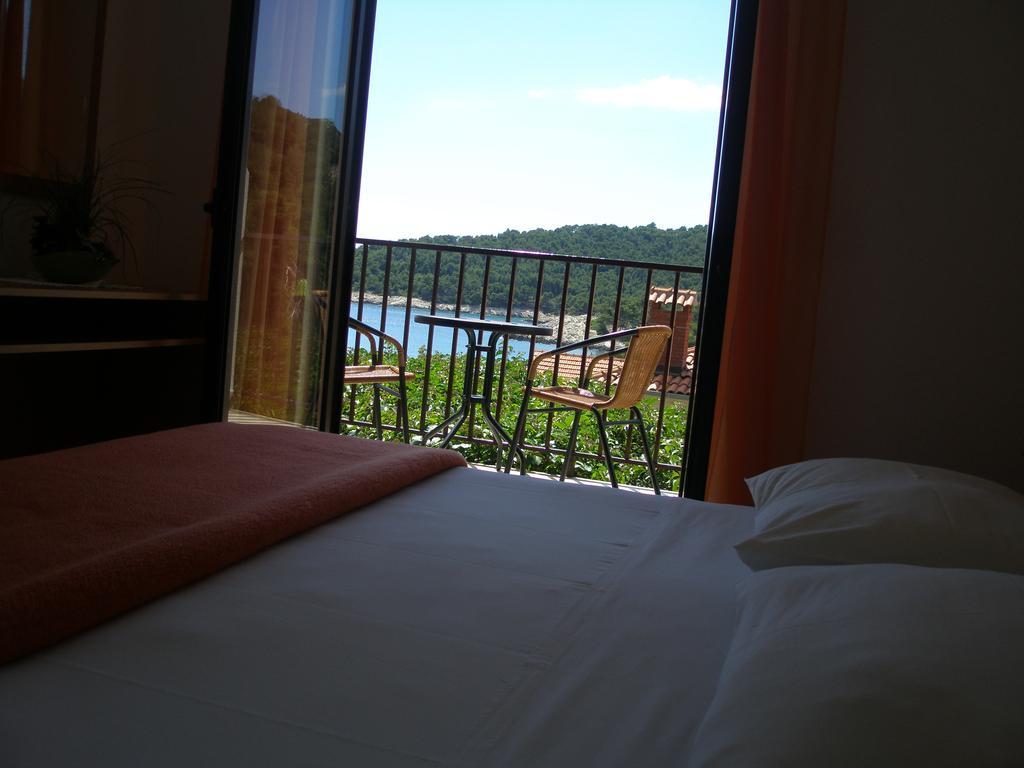 Hotel B&B Chamberlain Milna  Bilik gambar